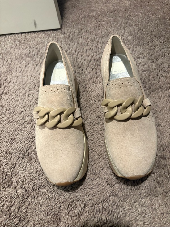 Dolce Vita Shoes - Dolce Vita - Beige Wedges - NWOT - size 9 (run small)